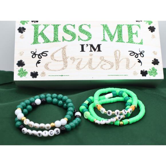 Beaded bracelet made with glass beads perfect for St. Patrick's Day. - Picture 6 of 6